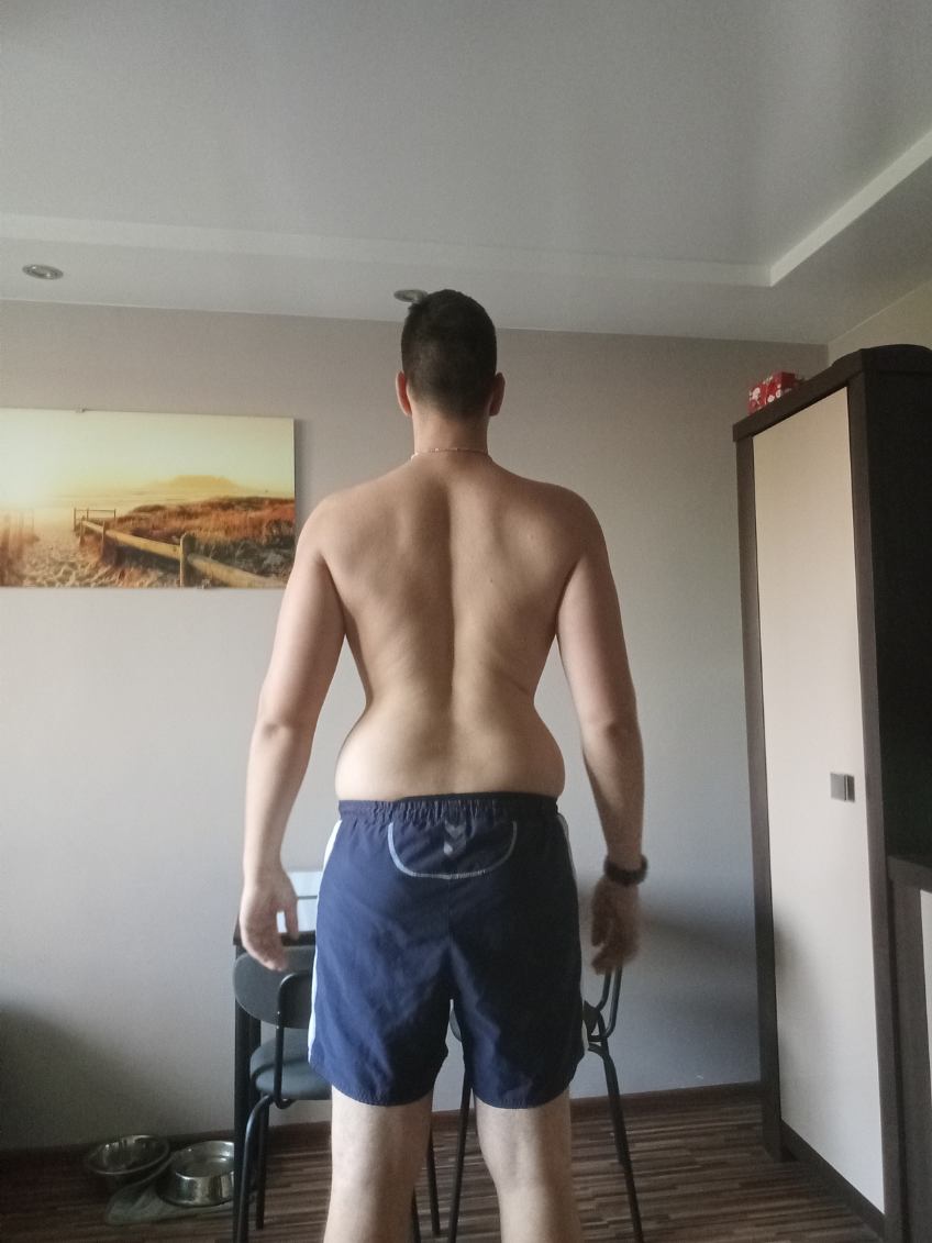 Oskar - przed (tył)